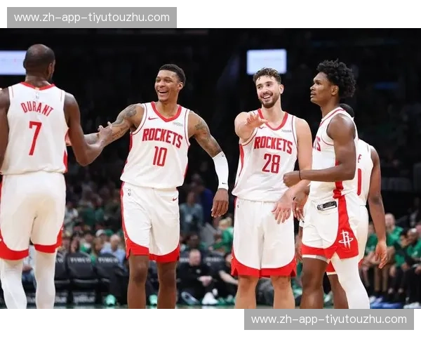 灼夏星河，燃情碰撞：骑士与火箭的传奇对决，不止于胜负！